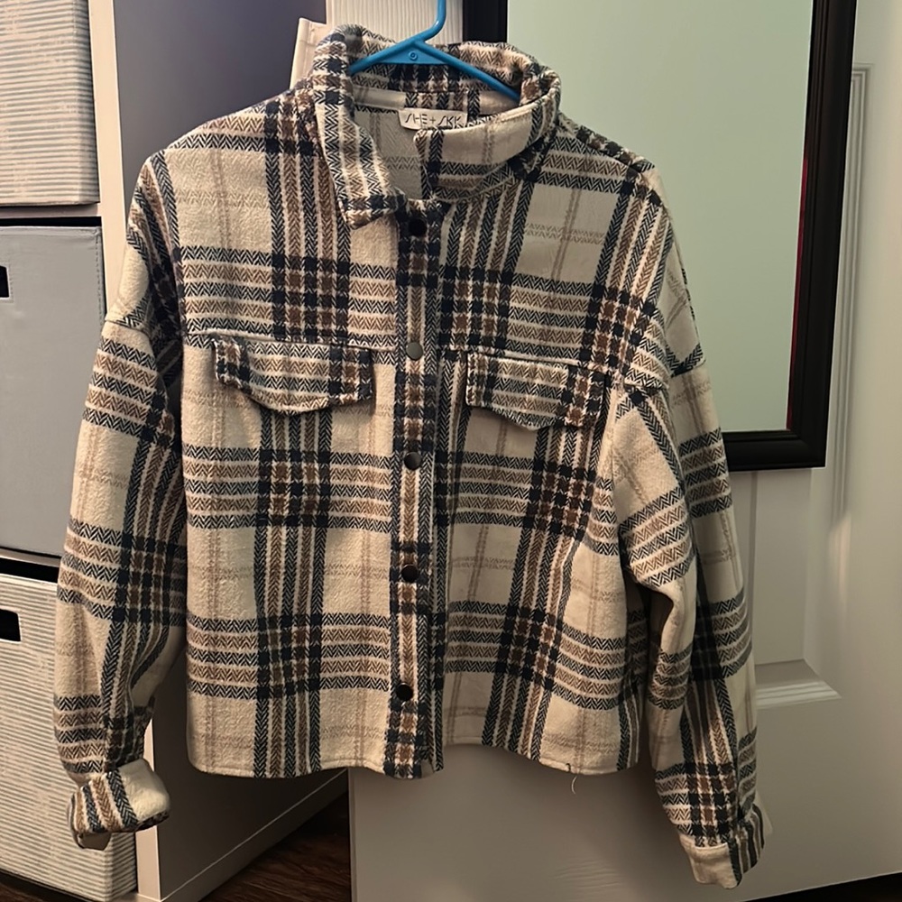 Cropped shacket